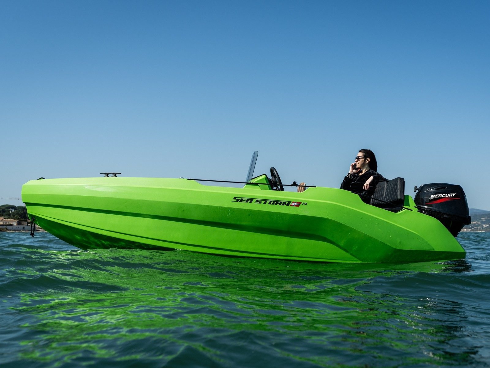 SeaStorm 14 in lime green